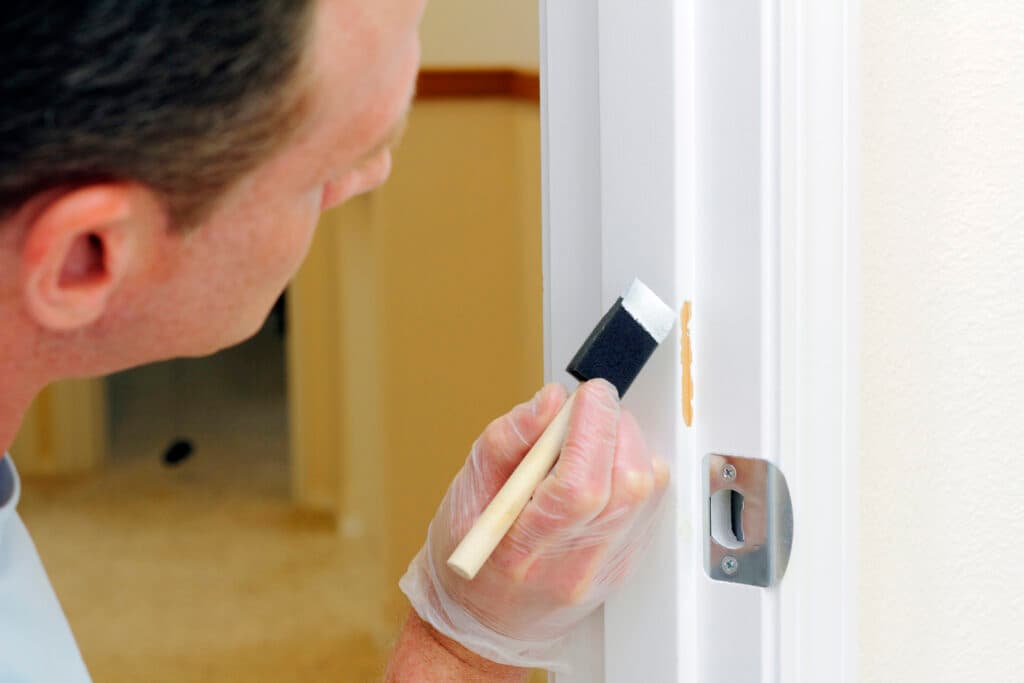 How to Fix Chipped Paints the Best Way